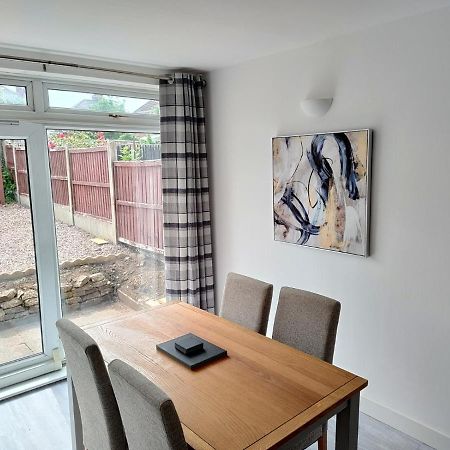 Wavertree Drive 3 Bed Contractor Home In Leicester Exterior photo